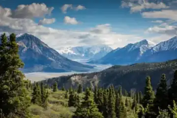 Wandelroutes en berglandschappen in de Dolomieten en Alpen